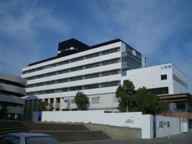 薬学部棟